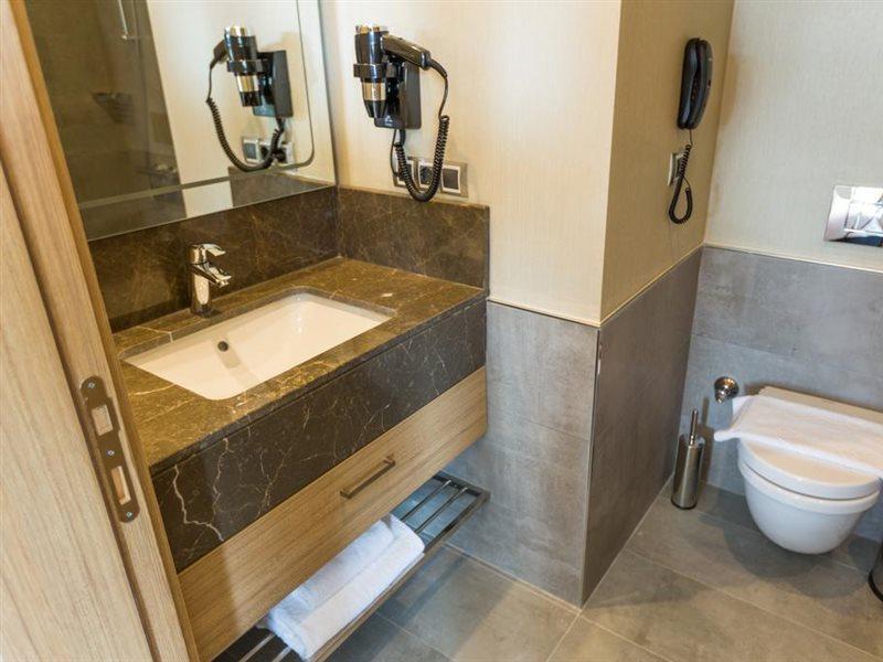 Ramada Encore Ескишехир Екстериор снимка