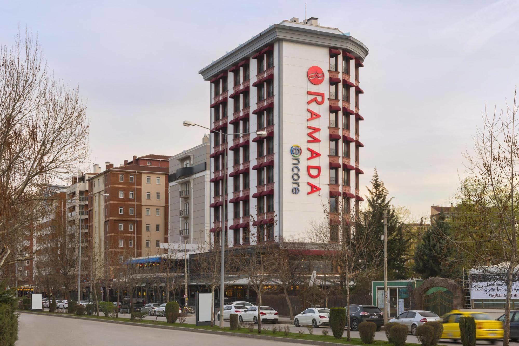Ramada Encore Ескишехир Екстериор снимка